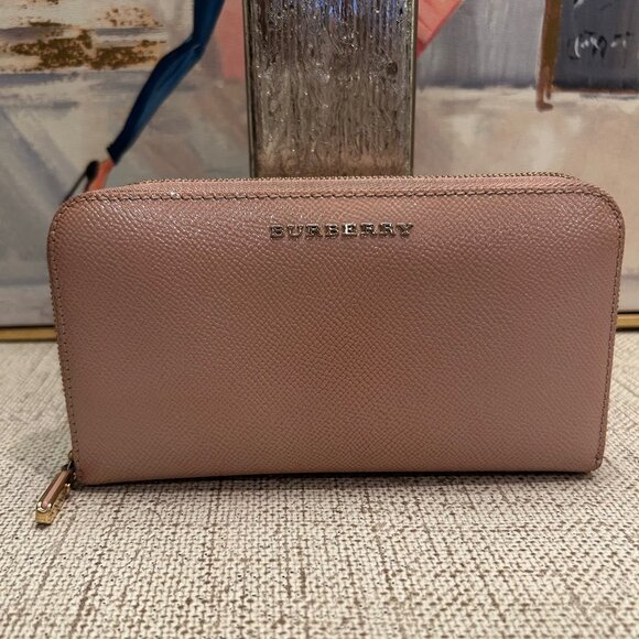 Burberry Shimmery Pink Leather Zip Around Wallet - Picture 2 of 10